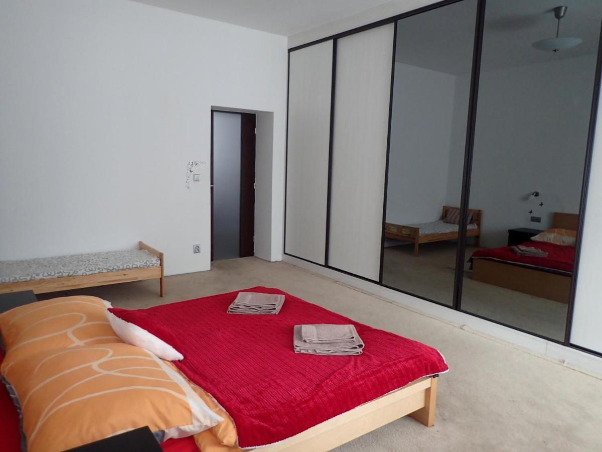 Superior Apartment Bratysława Zewnętrze zdjęcie